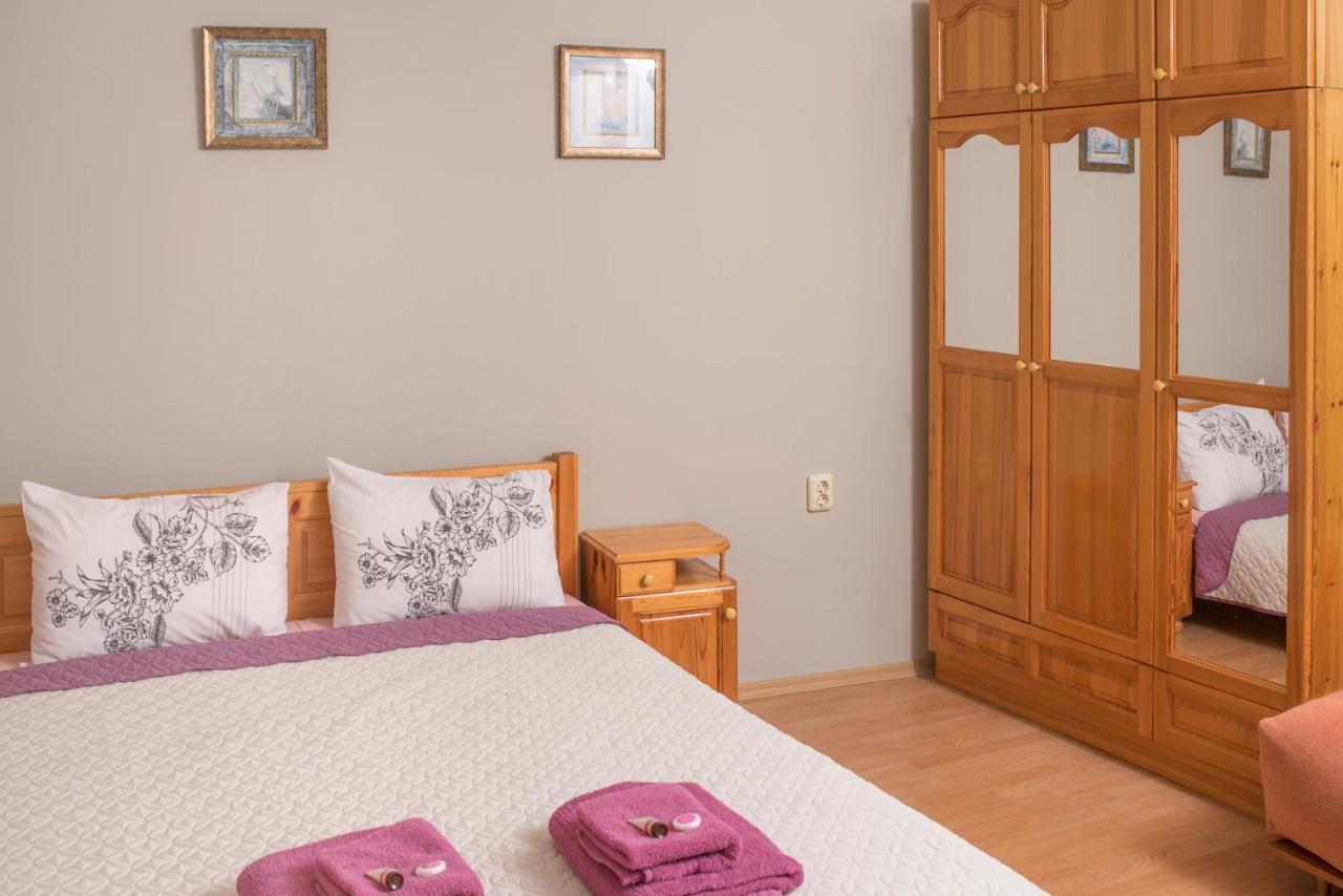 The Sunny Guest House Of Veliko Tarnovo-Amazing View, Top Location Exterior photo
